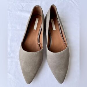 H&M | BNIB Suede Pointed Flats